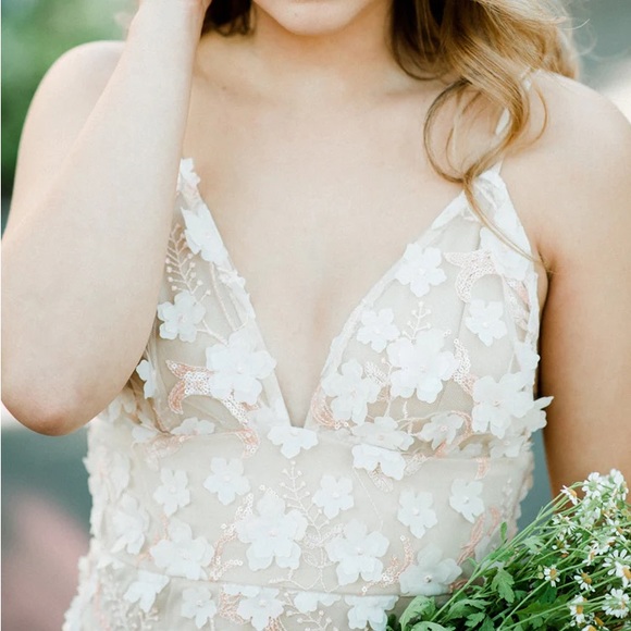 NWT 3D floral dress | Confête - Picture 2 of 4